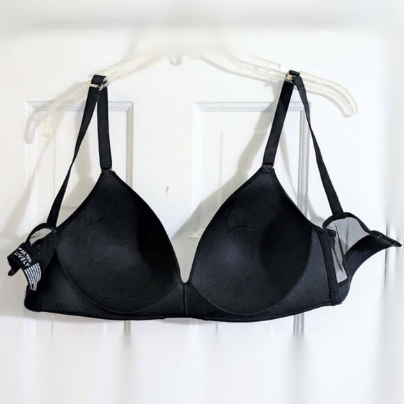 brand new black wireless bra with mesh trim by LIVELY 34DD - Picture 5 of 7